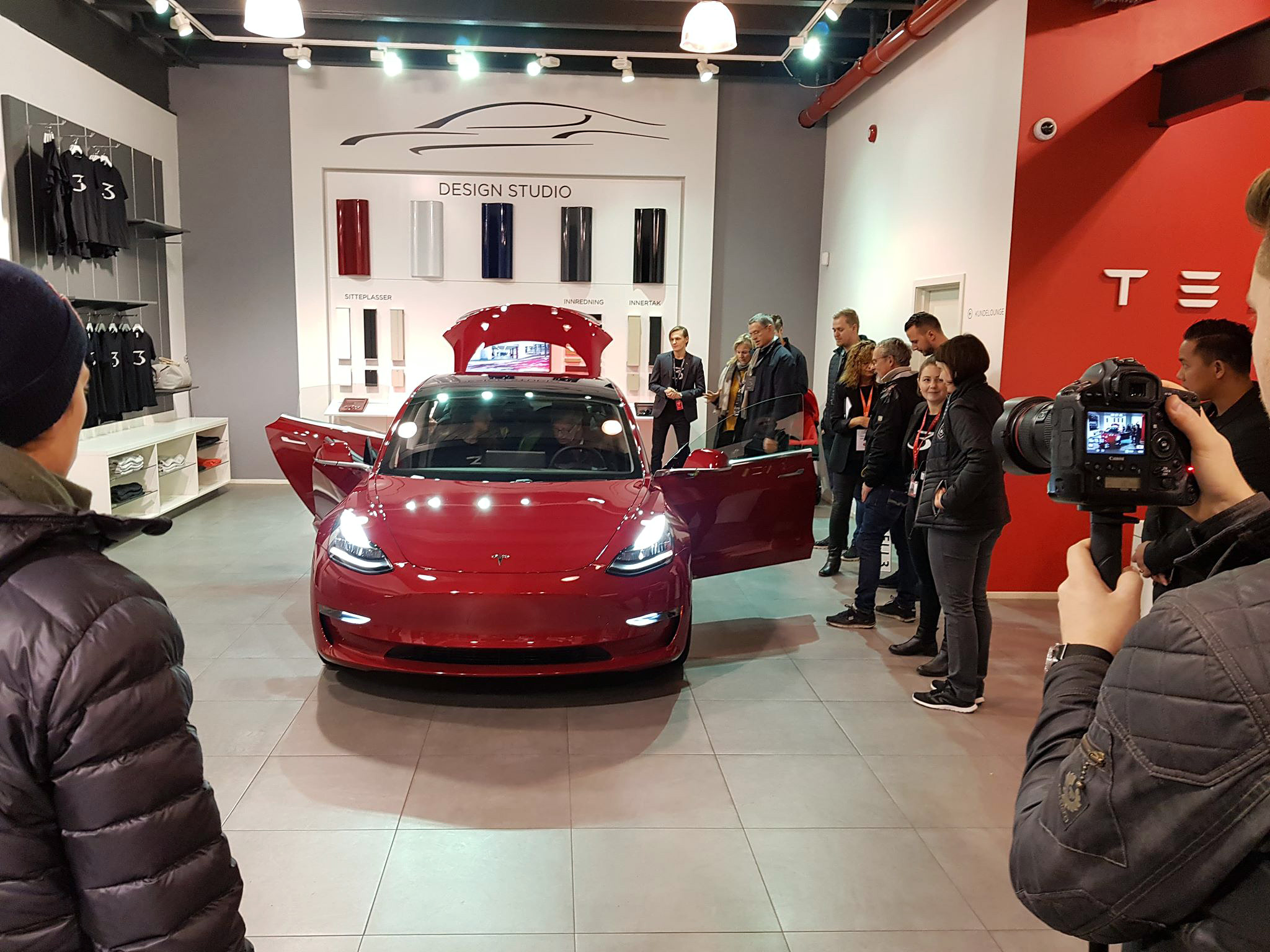 Bli kjent med Tesla Model 3 - før alle andre!