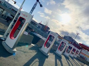 Tesla Supercharger Molde like ved Circle K